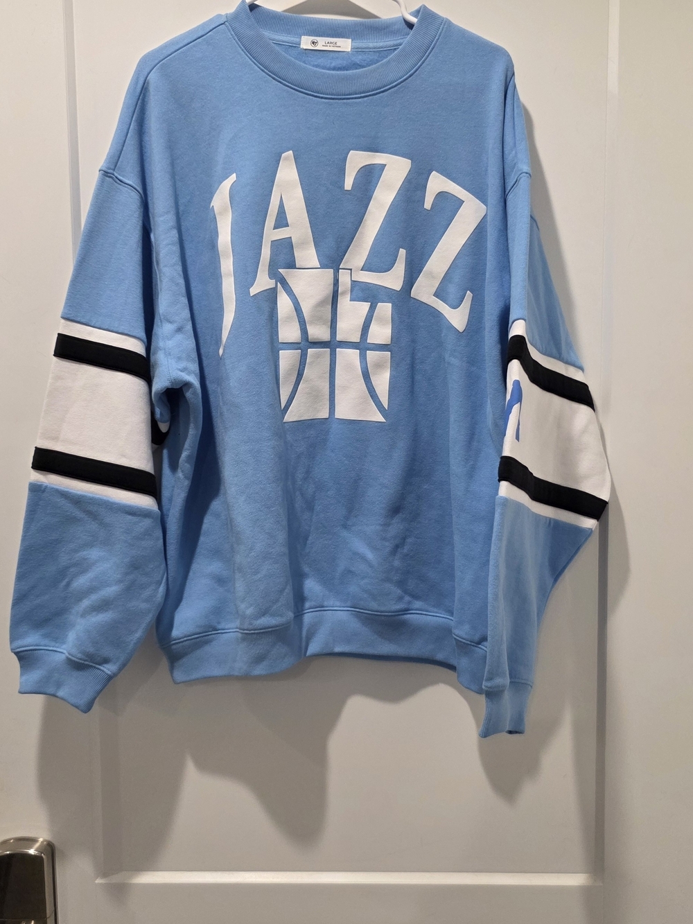47 Light Blue 'JAZZ' Graphic Crewneck Sweatshirt Large